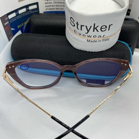 New Stryker Computer Black/Gold STF52105. 53-18 - Picture 2 of 7